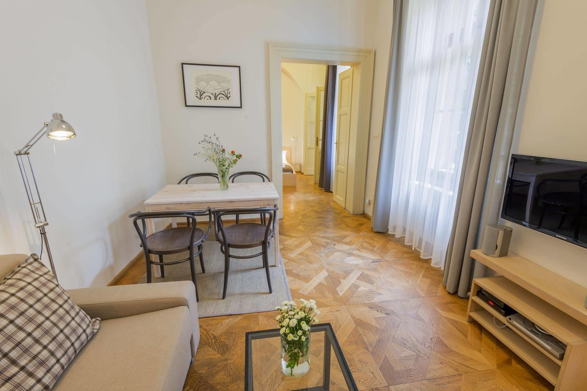 Bohemia Apartments Prague Centre Bagian luar foto