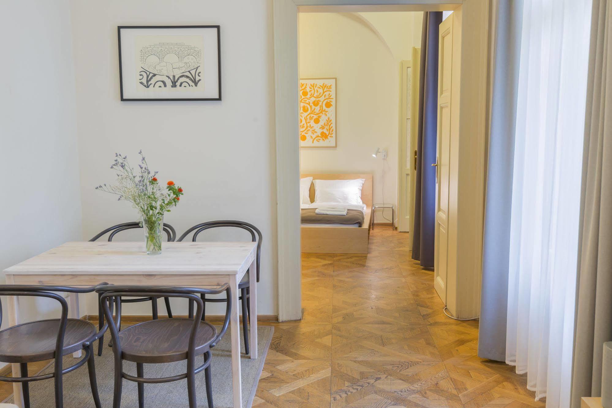 Bohemia Apartments Prague Centre Bagian luar foto
